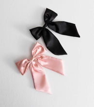 Load image into Gallery viewer, DC Large Bow Barette 2 Pack