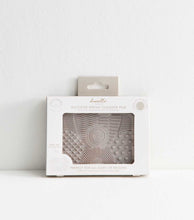 Load image into Gallery viewer, DC Silicone Make-Up Brush Cleaning Pad