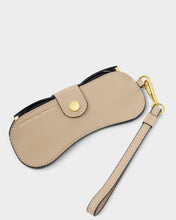 Load image into Gallery viewer, EVERYDAY GLASSES CASE Light Taupe 17cm x 8.4cm