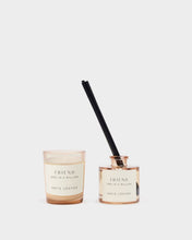 Load image into Gallery viewer, MINI VOTIVE AND MINI REED DIFFUSER GIFT SET FRIENDSHIP English Pear & White Tea 12.7cm x 19.7cm