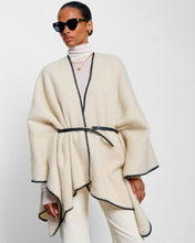 Load image into Gallery viewer, WHIPSTITCH CAPE WITH BELT Cream 150cm x 140cm