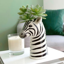 Load image into Gallery viewer, Zebra Vase