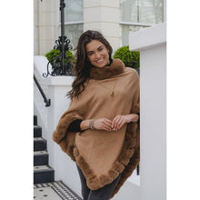 Load image into Gallery viewer, PONCHO SC10 TAN
