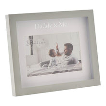 Load image into Gallery viewer, Bambino Daddy &amp; Me Frame 6&quot; x 4&quot; in Lidded Gift Box

