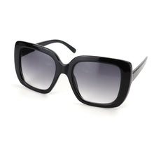 Load image into Gallery viewer, 30048-BLACK BOLD FRAME OVERSIZE RECYCLED POLYCARBONATE SUNGLASSES
