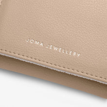 Load image into Gallery viewer, Jewellery Roll HELLO BEAUTIFUL Soft Tan
