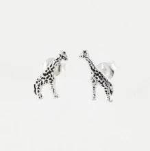 Load image into Gallery viewer, Boxed Giraffe With Love Earring Card
