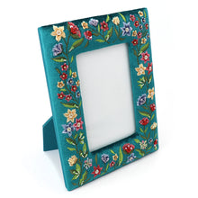 Load image into Gallery viewer, TEAL VELVET FLORAL EMBROIDERED 6X4" PICTURE FRAME
