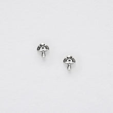 Load image into Gallery viewer, Boxed Toadstool Earring Card
