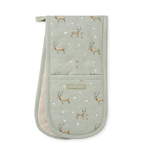 Load image into Gallery viewer, Double Oven Glove Christmas Stags
