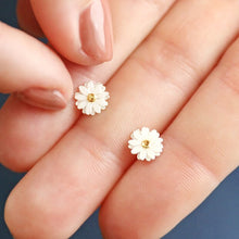 Load image into Gallery viewer, White Enamel Daisy Stud earrings with Gold Middle
