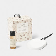 Load image into Gallery viewer, CERAMIC HANGER  MUM (BLOSSOM PRINT)  Fresh Linen and Lily
