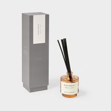 Load image into Gallery viewer, REED DIFFUSER  BIRTHDAY  English Pear and White Tea  27.2cm x 7.2cm x 7.2cm
