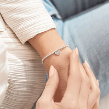 Load image into Gallery viewer, A Little ‘Special Daughter’ Bracelet
