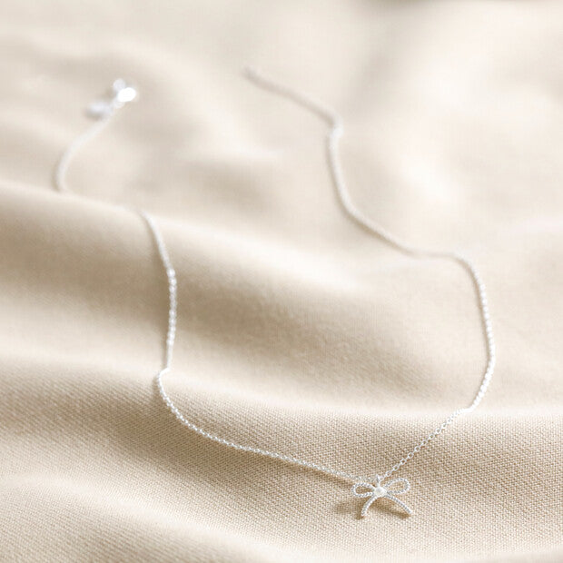Tiny Bow Pearl Necklace