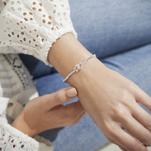 FOREVER YOURS AMAZING AUNTIE Silver Bracelet 17.5cm stretch