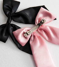 Load image into Gallery viewer, DC Large Bow Barette 2 Pack
