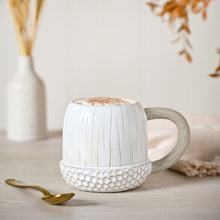 Load image into Gallery viewer, Country Living Acorn Mug
