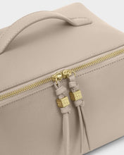 Load image into Gallery viewer, SOHO LARGE MAKE UP / WASH BAG  Oyster  14cm x 25cm x 14cm
