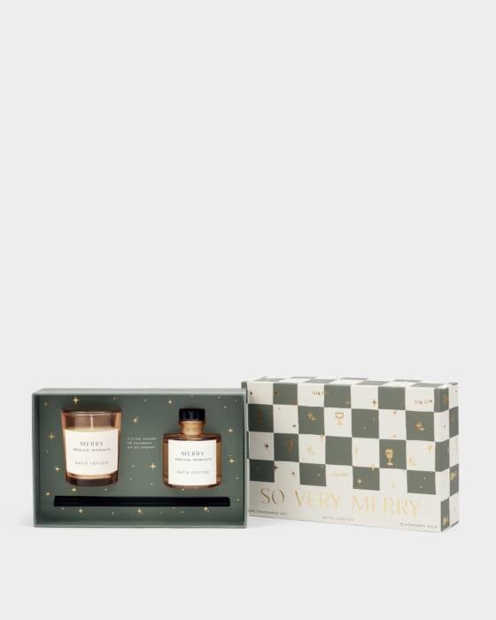 MINI VOTIVE AND MINI REED DIFFUSER GIFT SET SO VERY MERRY Blackberry Noir 12.7cm x 19.7cm x 6cm