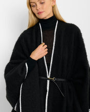 Load image into Gallery viewer, WHIPSTITCH CAPE WITH BELT Black 150cm x 140cm
