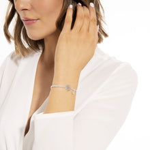 Load image into Gallery viewer, A little &#39;Dreamcatcher&#39; Bracelet
