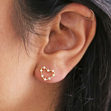 Load image into Gallery viewer, Mismatched Heart Crystal Earrings
