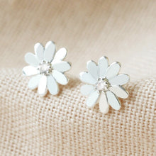 Load image into Gallery viewer, Daisy Stud Earrings in Silver
